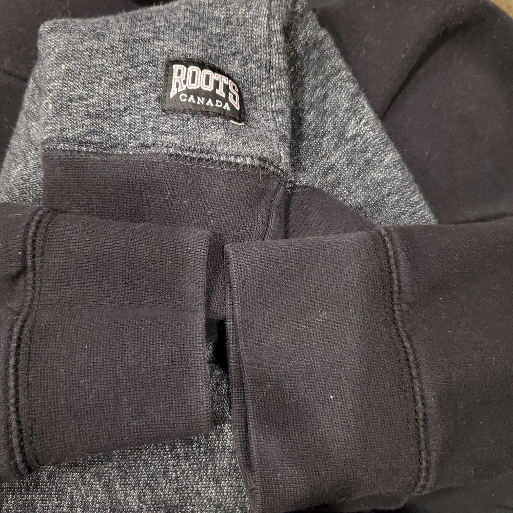 Roots cowl hooded pullover - Picture 4 of 6